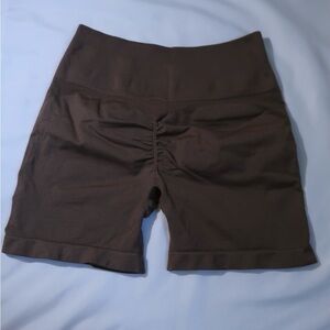 Small brown Yeoreo short
